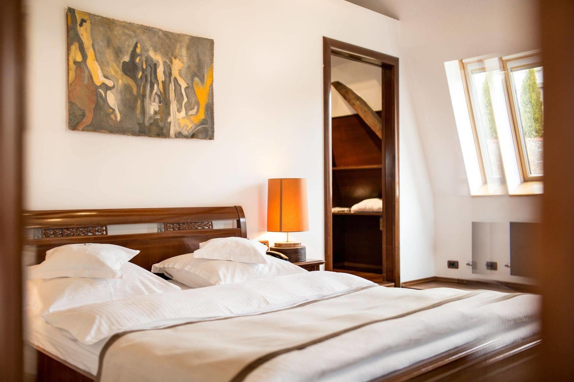 Prato 4* Brasov
